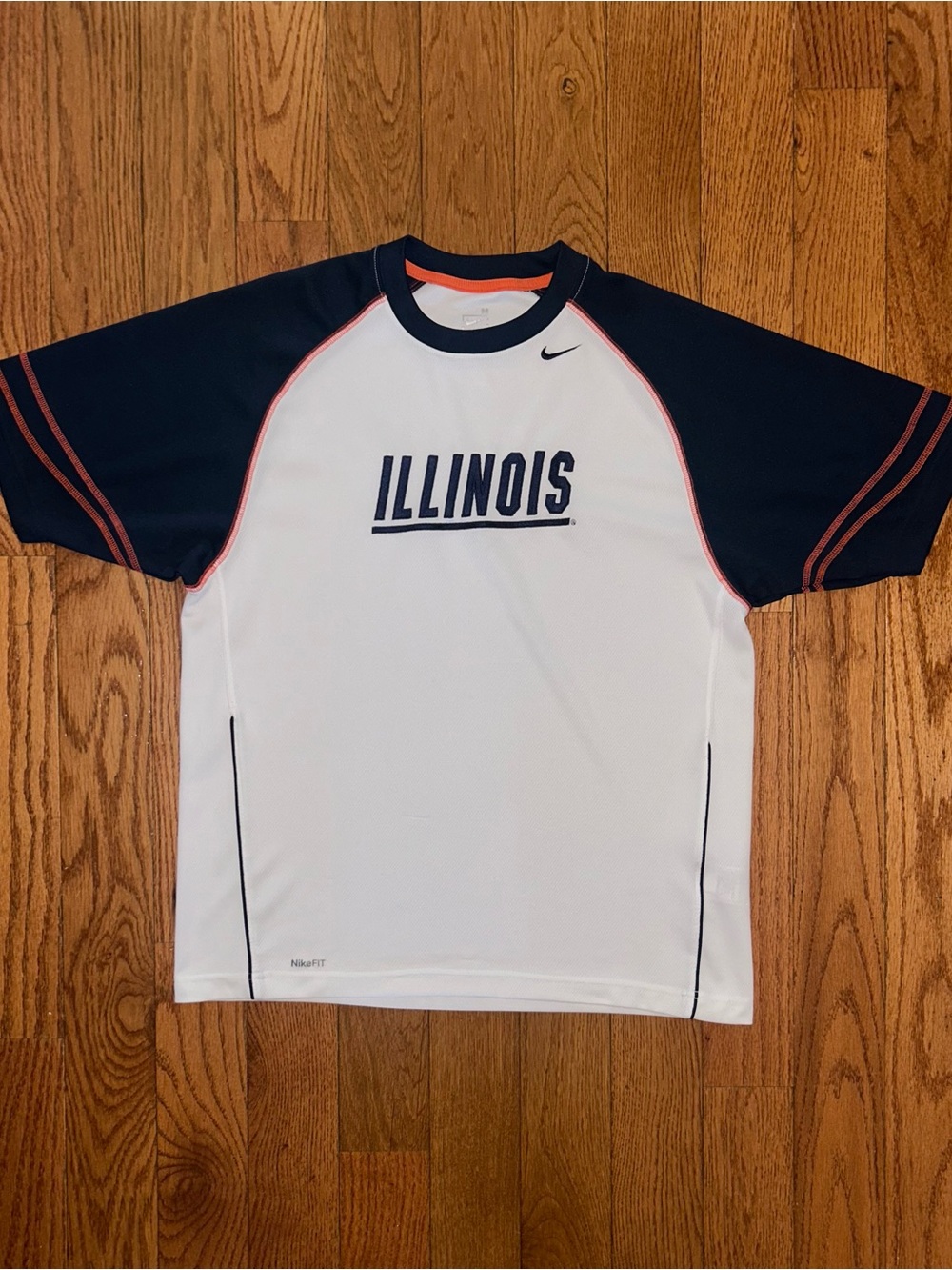 Illinois Nike Fit Vintage Sewn Shirt Size Medium